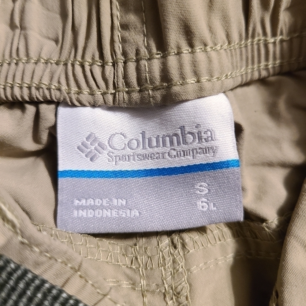 NWT Columbia Sandy River Cargo Shorts in Tusk with Belt, Size Small - Picture 15 of 16